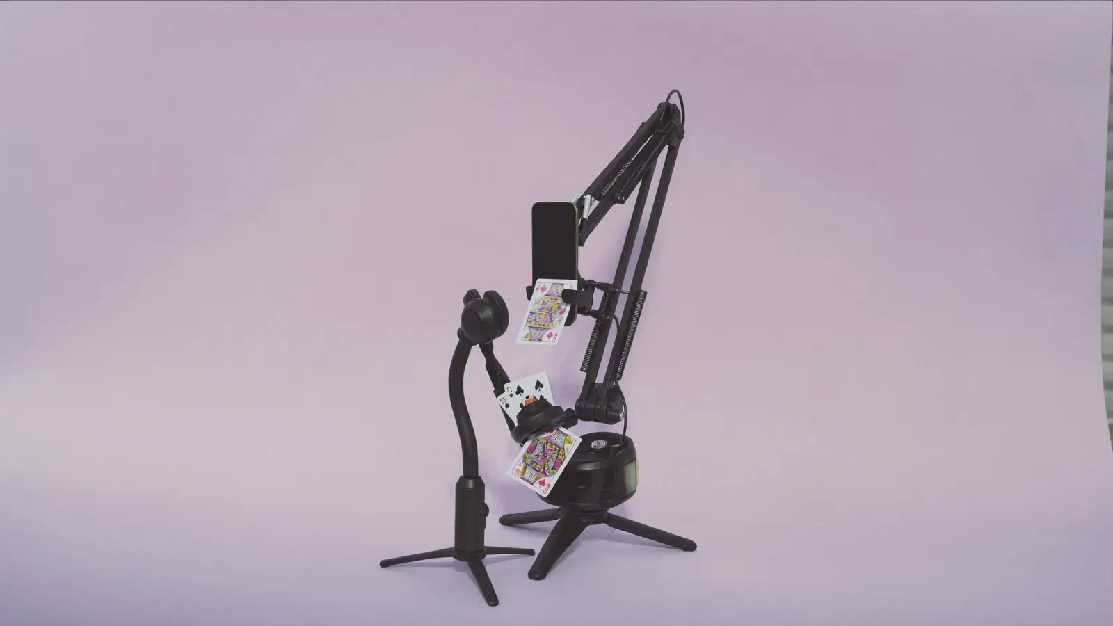 The kit for Best phone tripod for live selling, laid out on a plain background